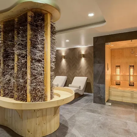 Tatrzanska Hotel 4*