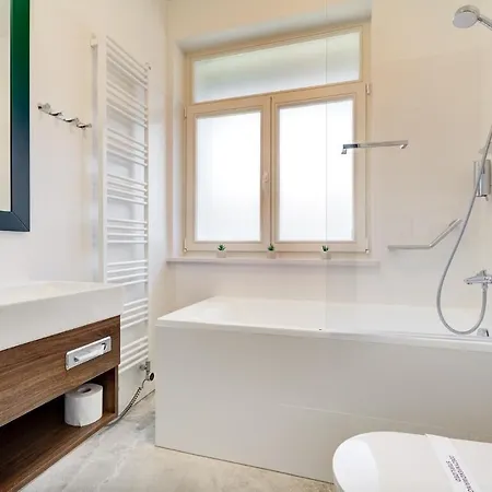 酒店 Tatrzanska 4*