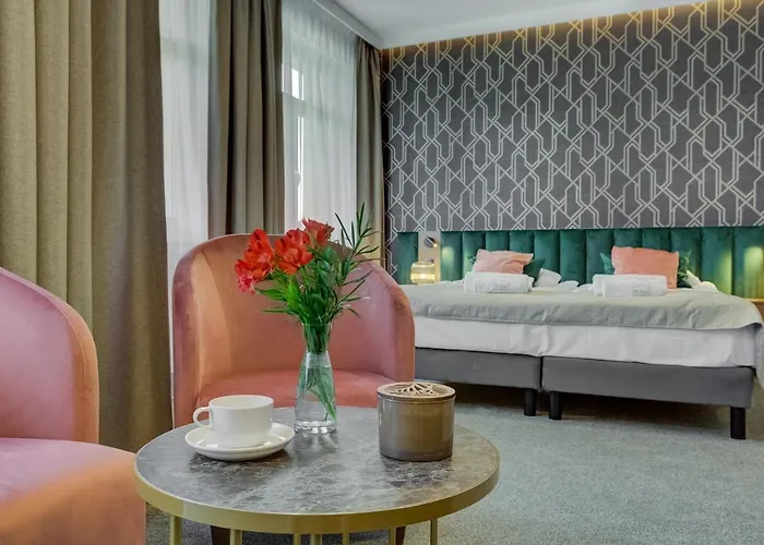 Tatrzanska Hotell 4*